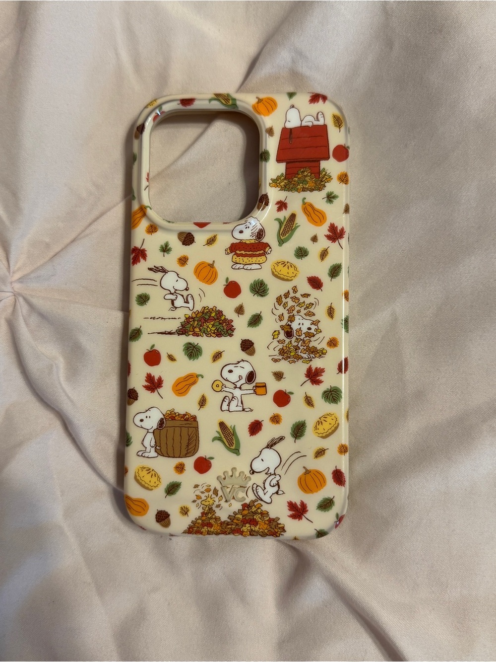 Snoopy Fall Pattern iPhone 15 Pro Phone Case - Cream